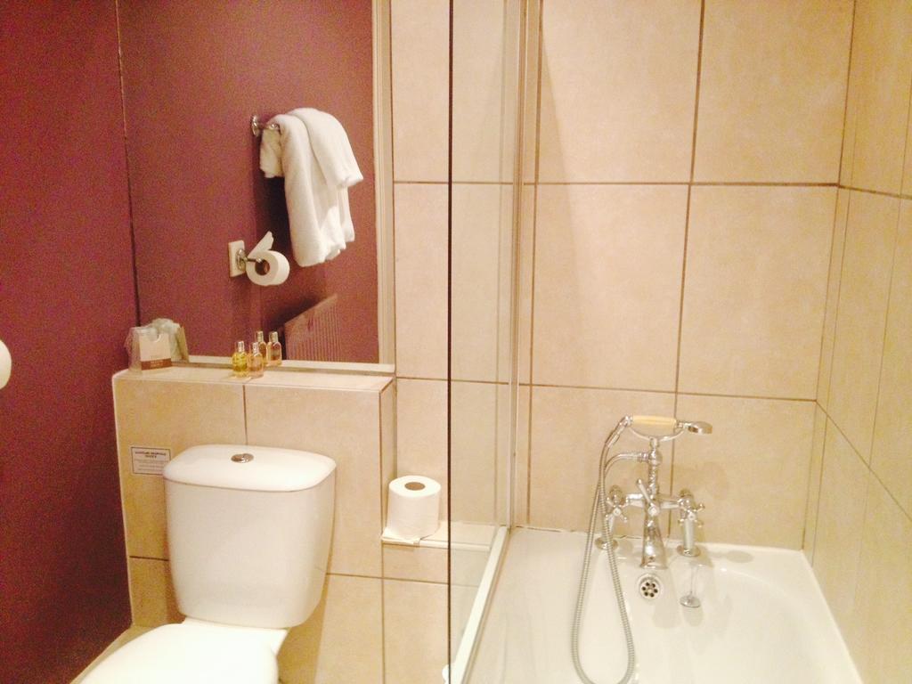 Overton Grange Country Hotel ラドロー 部屋 写真